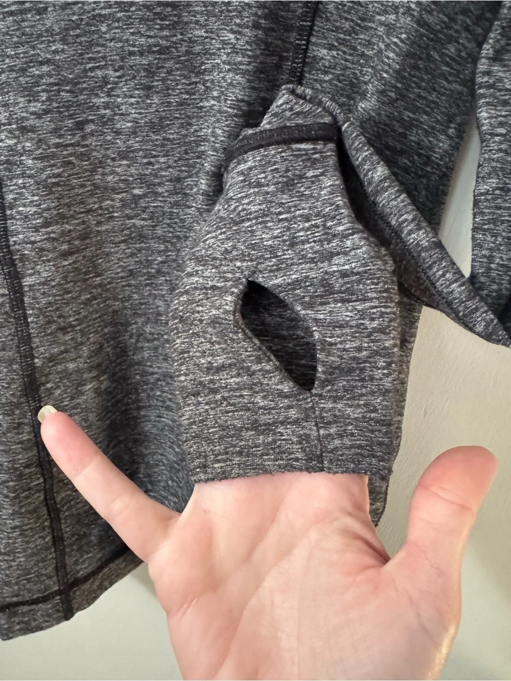 Lululemon Run: Back On Track Pullover
